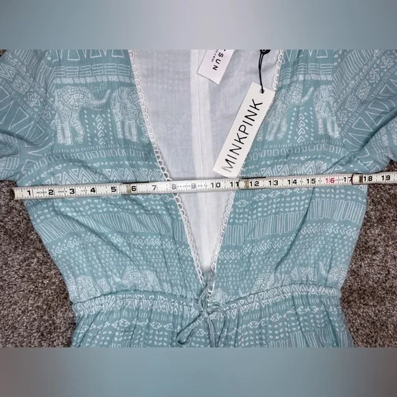 NWT MINKPINK Low V Cut Romper Zipper Back Elephant Pattern - Picture 13 of 14